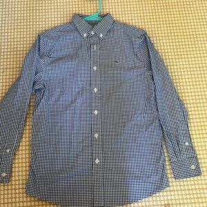 Vineyard Vines performance button down